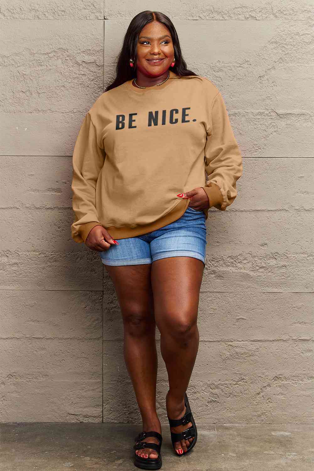 BE NICE Graphic Sweatshirt