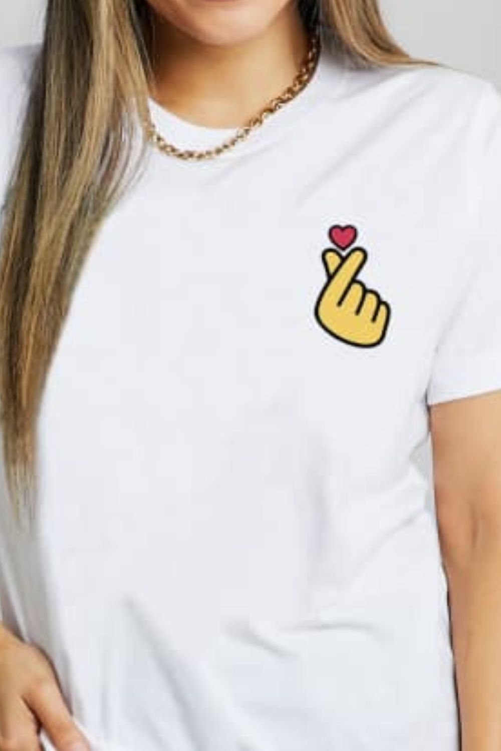 Finger Heart Emoji Graphic Cotton T-Shirt