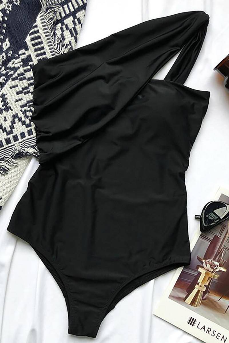 One-Shoulder One-Piece Swimwear