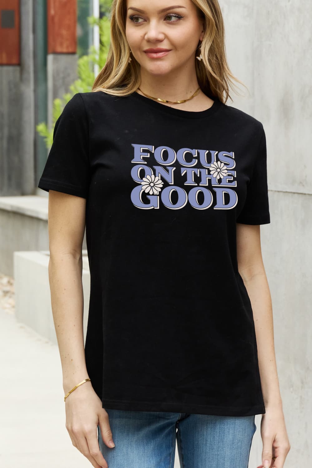 FOCUS ON THE GOOD Graphic Cotton Tee